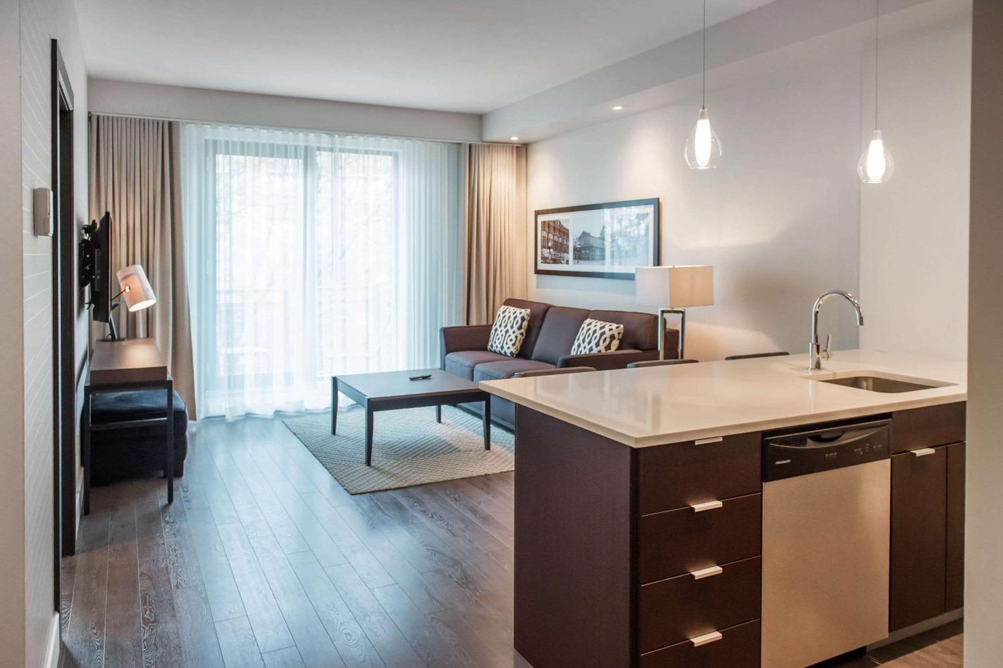 Les Suites Victoria, Ascend Hotel Collection Gatineau Luaran gambar